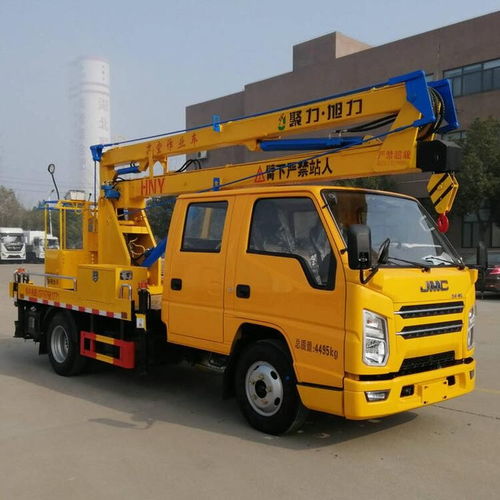 高空作業車廠家直銷與路燈修理車的多功能優勢